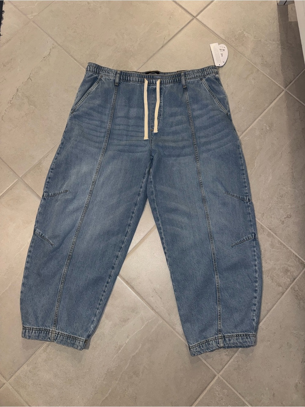 Scoop Pull-On Cropped Barrel Pants - Picture 7 of 12